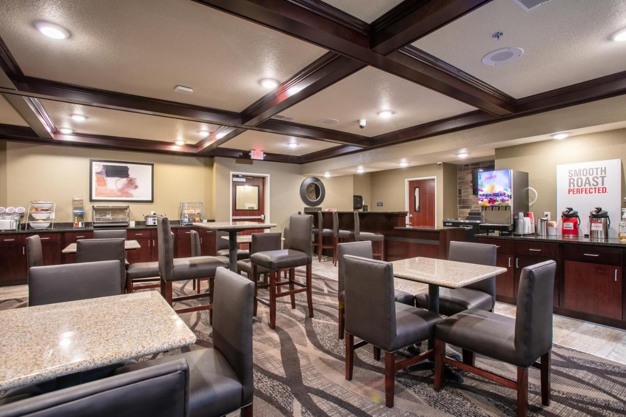 Cobblestone Inn & Suites - Pine Bluffs Exterior photo
