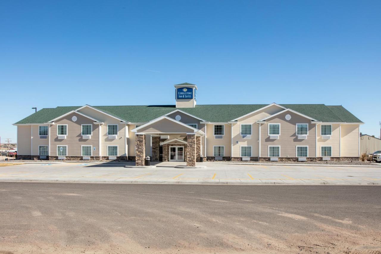 Cobblestone Inn & Suites - Pine Bluffs Exterior photo